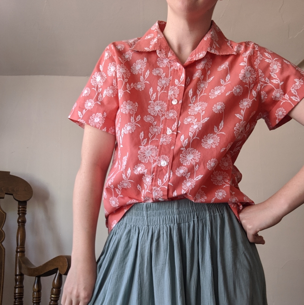 Vtg pink coral floral blouse